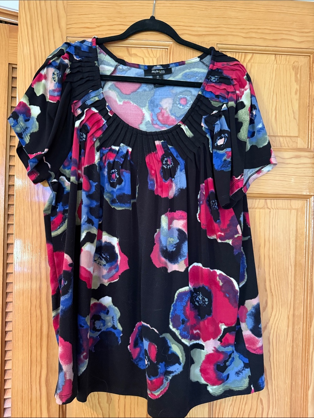 Style & Co. Black Floral Pleated Scoop-Neck Tunic with Pink & Blue Blooms